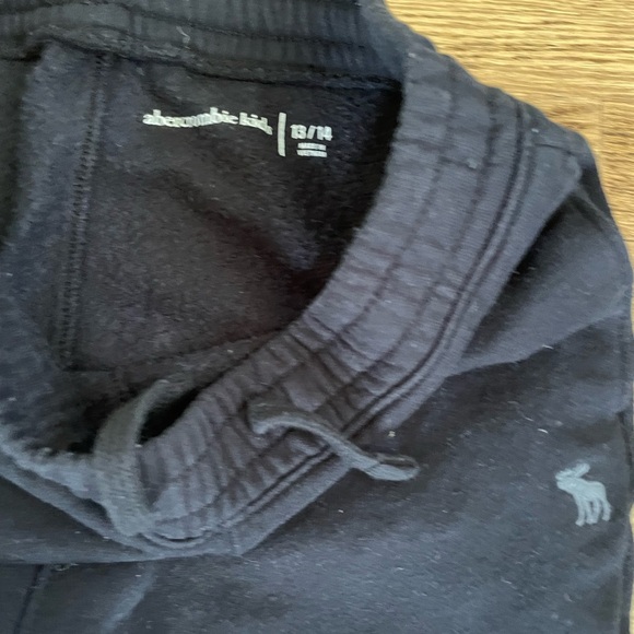 Abercrombie kids joggers 13/14 - Picture 2 of 2